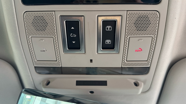 Land Rover Defender 3.0 D250 XS Edition 110 5dr Auto Diesel Estate